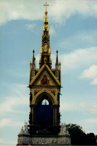 AlbertMemorial.JPG (20045 bytes)